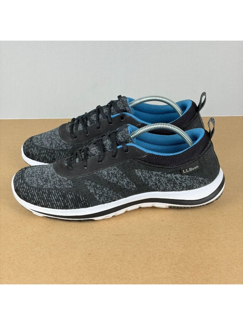 L.L. Bean Knit Comfort Shoes Sneakers Womens 8.5 Gray Blue Low Top Lace Up